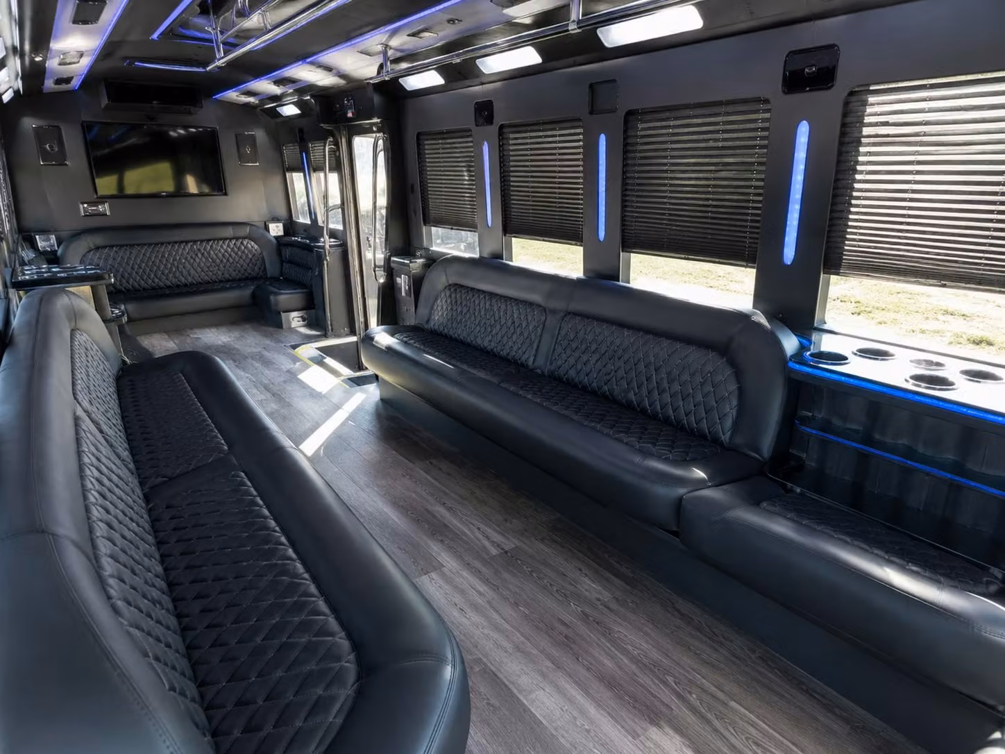 bachelorette party buses and birthday nightlife transportation in west palm beach