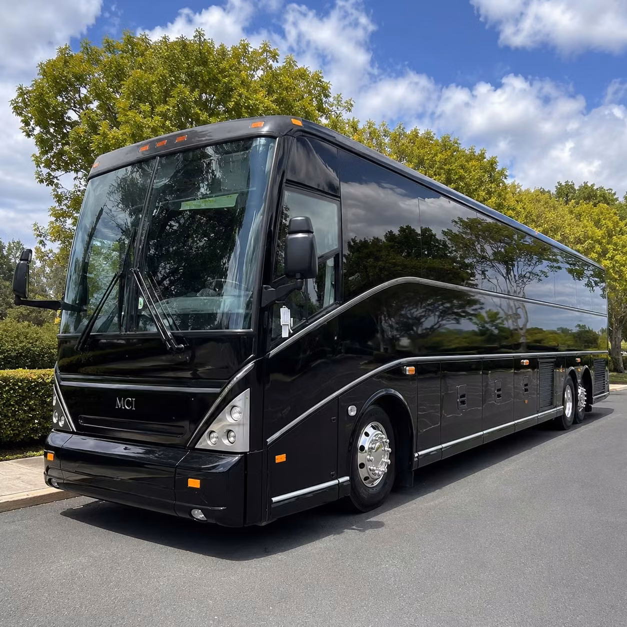 concert bus rentals to ithink financial amphitheatre in west palm beach