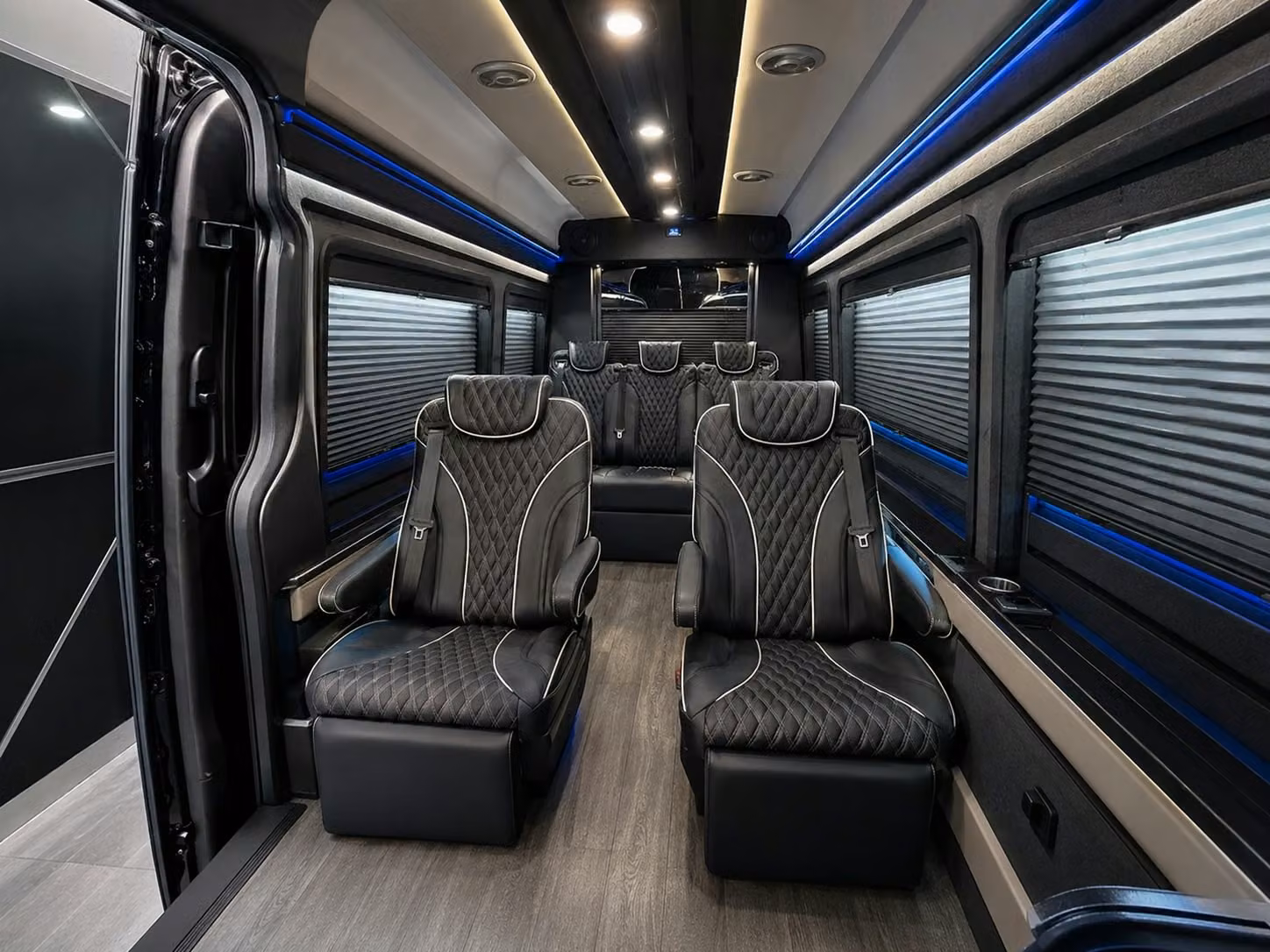 from hotel shuttles to multi stop airport transfers across palm beach county