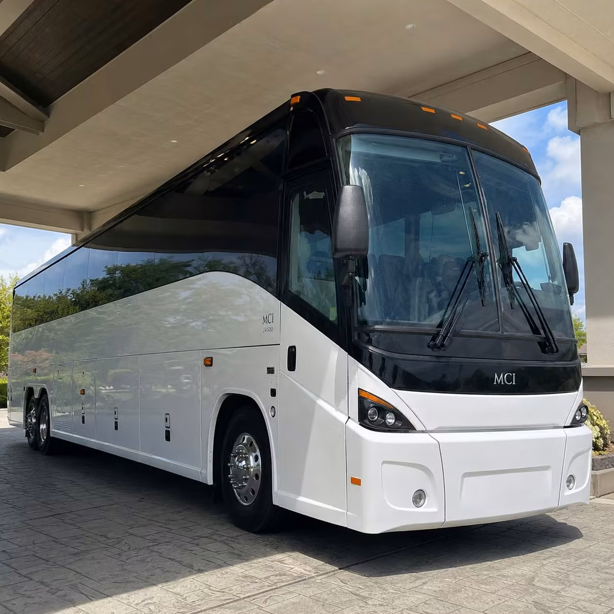 give your group the airport transfer experience they actually deserve